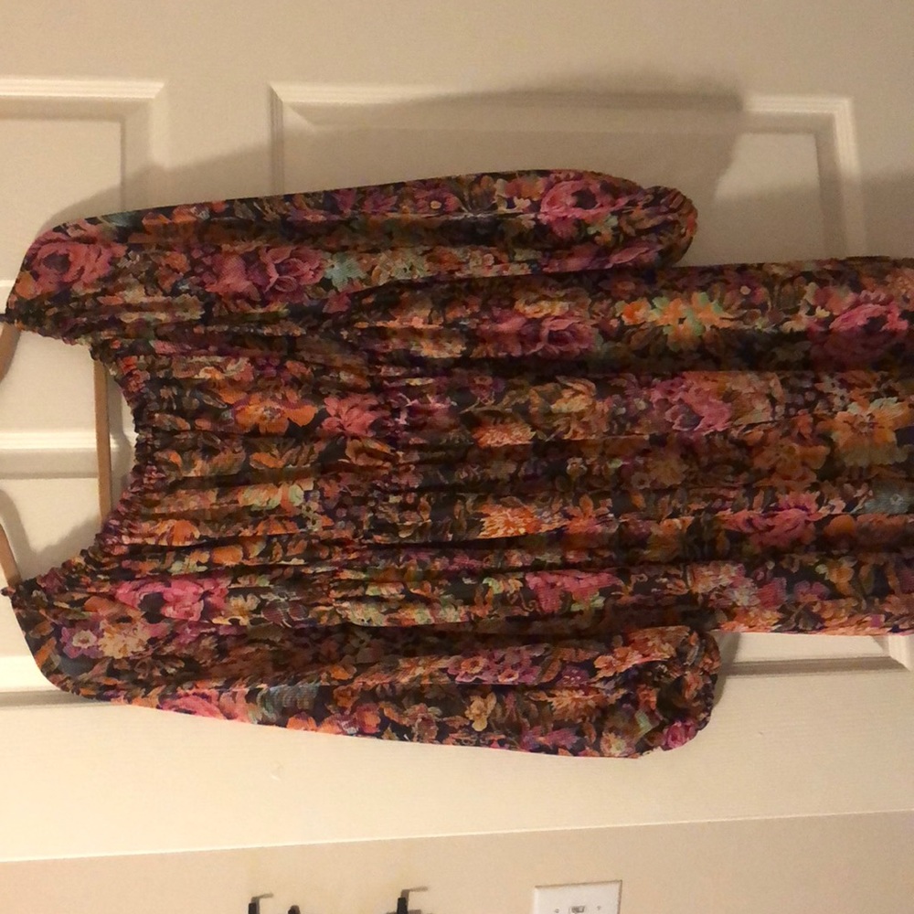 Off the shoulder chiffon floral